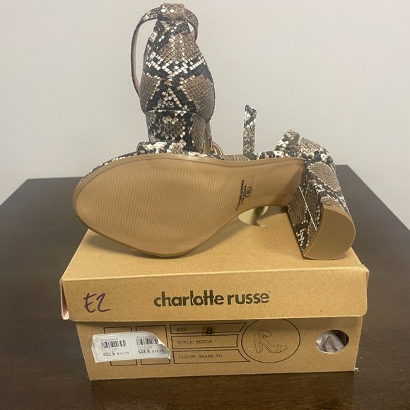 Charlotte Russe - Strap Shoes‎ - Picture 3 of 3